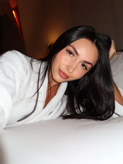 Caryn Beaumont (@carynbeaumontx) OnlyFans profile photo