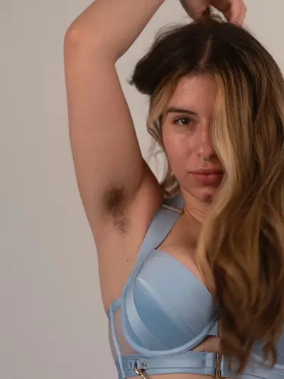 Chloe Kreams | Huge Bush & Hairy Armpits OnlyFans