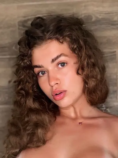 Dolly (@dolly_sweetie) OnlyFans profile photo