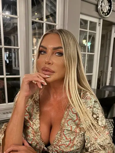 ๐ ๐ ๐ ๐ ๐ ๐ ๐ ๐ ๐ (@elizabeth_gold) OnlyFans profile photo