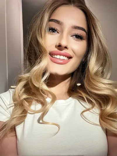 Emily (@emily_sparkle) OnlyFans profile photo