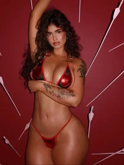 evana maria ๐โโฌ OnlyFans