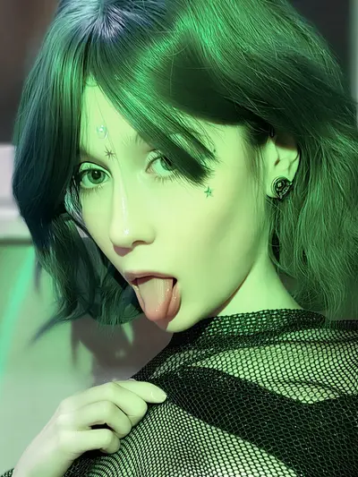 (ノ◕ヮ◕)ノ*:・゚ (@fairyalicia) OnlyFans profile photo