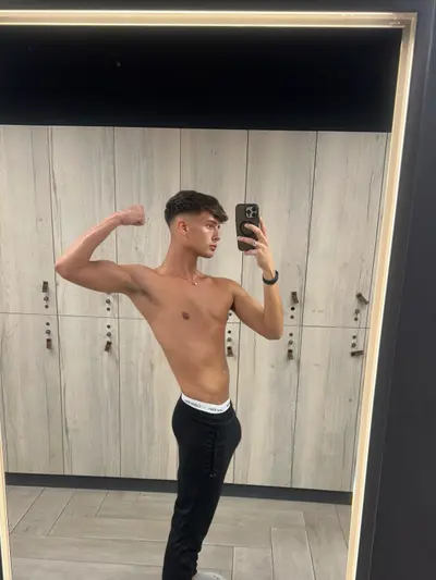 josh stone (@joshstonetv) OnlyFans profile photo