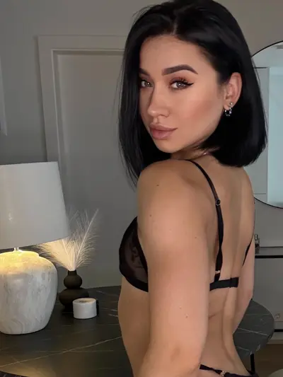 Kira (@kiracrash) OnlyFans profile photo