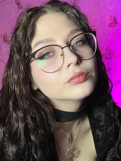 Lada Whisper OnlyFans