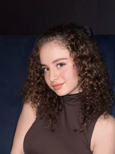 Dora (@lil_dora) OnlyFans profile photo