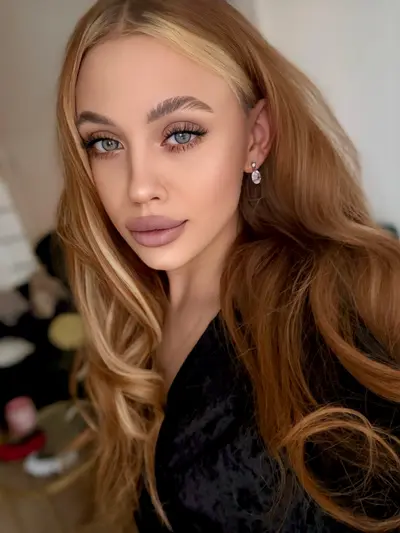 Luna Morec (@luna_loom) OnlyFans profile photo