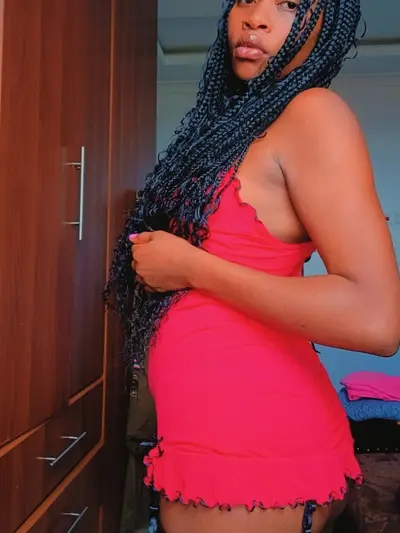 Lil Ebony Brat🥵💦 OnlyFans