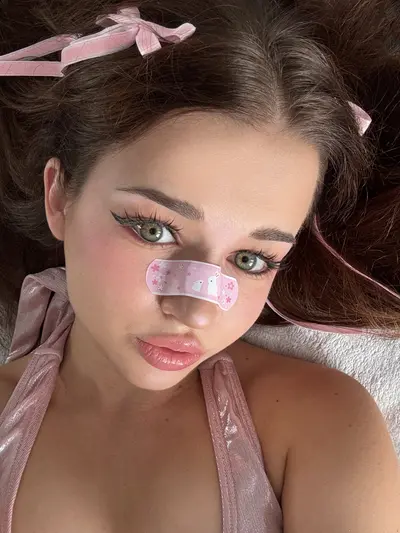 Petite Little Olya OnlyFans profile photo
