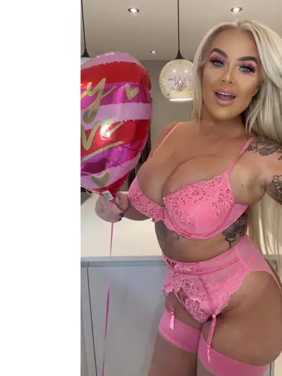 DICK RATE QUEEN ๐ ๐ OnlyFans