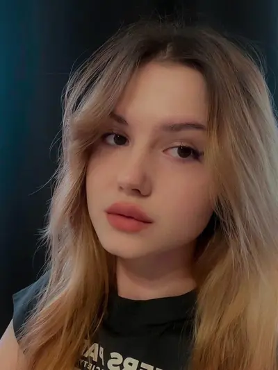 Pure Beauty (@purebeautye) OnlyFans profile photo