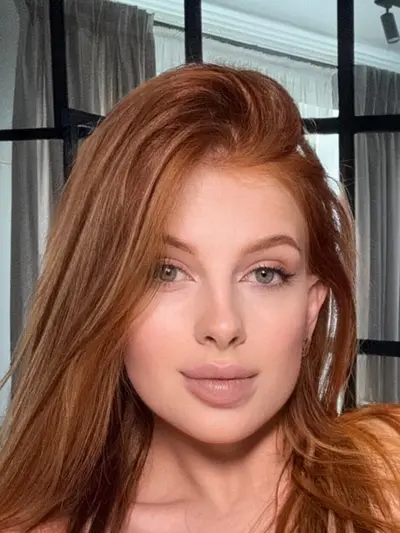 Stacy Cruz (@redstarstacy) OnlyFans profile photo