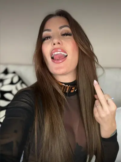 Goddess Sara 🛐🧿 OnlyFans