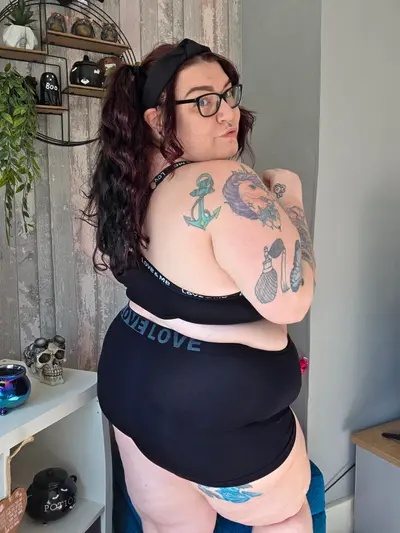 ๐๐ค๐ฒ๐ฅ๐๐๐จ๐ฌ๐ - ๐๐ซ๐ข๐ญ๐ข๐ฌ๐ก ๐๐๐ ๐๐๐๐ (@skylarosefree) OnlyFans profile photo