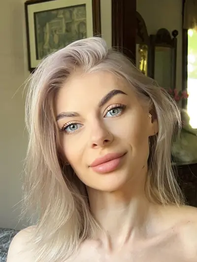 Sofia White OnlyFans