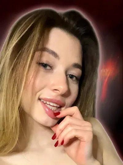 Lana (@sweetcrumb) OnlyFans profile photo