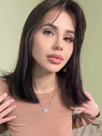 Tatti Cute (@tati_cutiee) OnlyFans profile photo