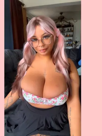 Mikami Mariee BUY MY PANTIES (@urwaifumikami) OnlyFans profile photo
