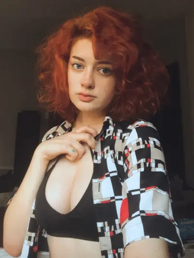 VAL NOIR ๐ฆ OnlyFans